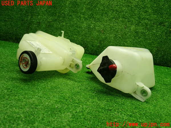 1UPJ-9240442410]カムリハイブリッド(AXVH70)ラジエータータンク 中古_3