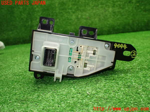 1UPJ-9240446307]カムリハイブリッド(AXVH70)スイッチ2 (走行モード・パーキング) 中古_3