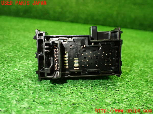 1UPJ-9240446245]カムリハイブリッド(AXVH70)左前パワーウィンドウスイッチ 中古_3