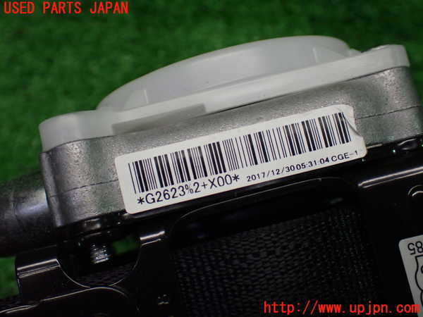 1UPJ-9240447155]カムリハイブリッド(AXVH70)右2列目シートベルト 中古_3