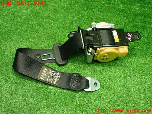 1UPJ-9240447185]カムリハイブリッド(AXVH70)左2列目シートベルト 中古_2