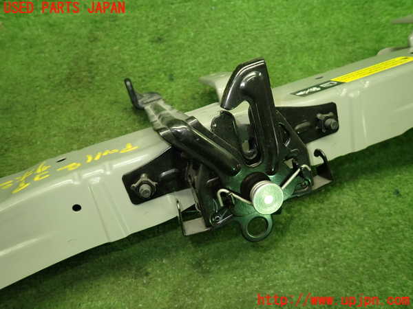 1UPJ-9240461040]ノート e-POWER NISMO(HE12)アッパーコアサポート 中古_5