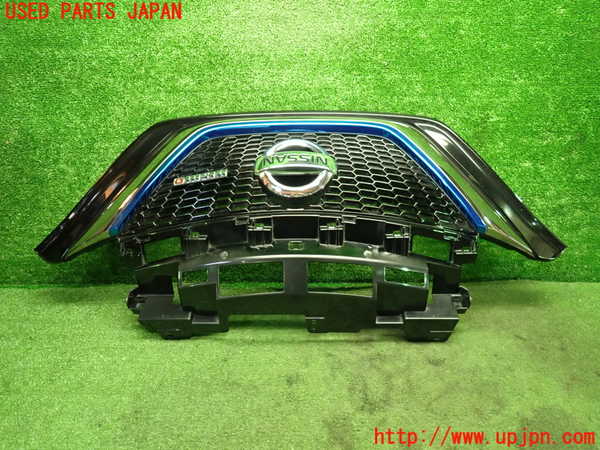 1UPJ-9240461050]ノート e-POWER NISMO(HE12)ラジエターグリル 中古_4