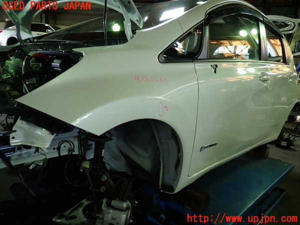 1UPJ-9240461082]ノート e-POWER NISMO(HE12)左前フェンダー 中古_2