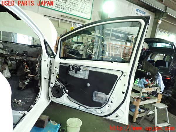 1UPJ-9240461230]ノート e-POWER NISMO(HE12)右前ドア NSG M3O8 中古_5