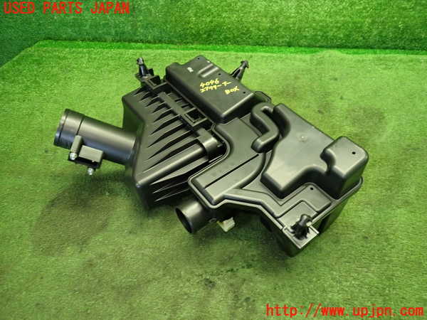 1UPJ-9240462560]ノート e-POWER NISMO(HE12)エアクリーナーボックス 中古_2