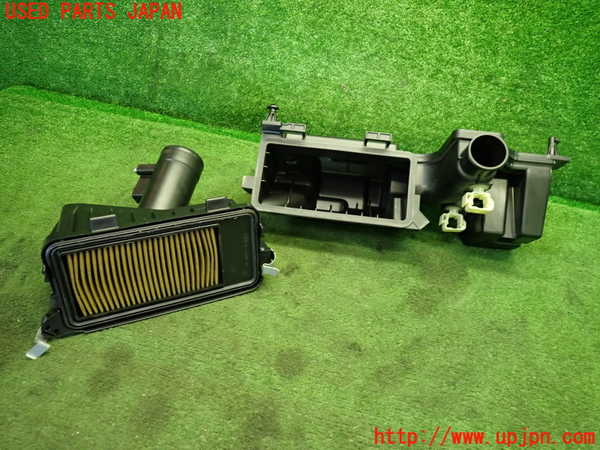 1UPJ-9240462560]ノート e-POWER NISMO(HE12)エアクリーナーボックス 中古_4