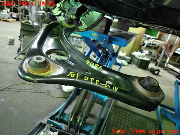 1UPJ-9240465176]ノート e-POWER NISMO(HE12)右フロントロアアーム1 中古_2