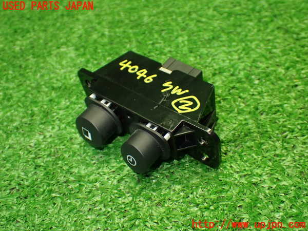 1UPJ-9240466307]ノート e-POWER NISMO(HE12)スイッチ2 (時計等) 中古_2
