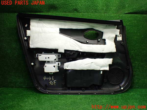 1UPJ-9240461234]ノート e-POWER NISMO(HE12)右前ドア内張り 中古_4