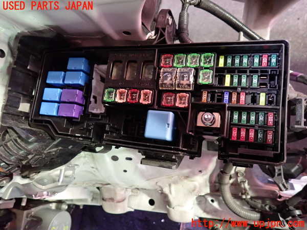 1UPJ-9240476742]アルファード(GGH30W)ヒューズボックス2 中古_2
