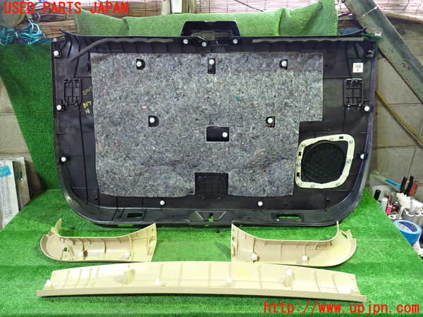 1UPJ-9240471578]アルファード(GGH30W)バックドア内張り 中古_2