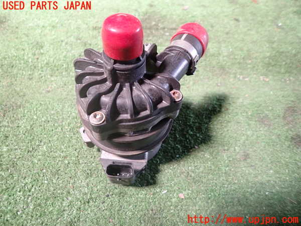1UPJ-9240482110]BMW アクティブハイブリッド5(AH5)(FZ35)(F10)ウォーターポンプ 中古_2