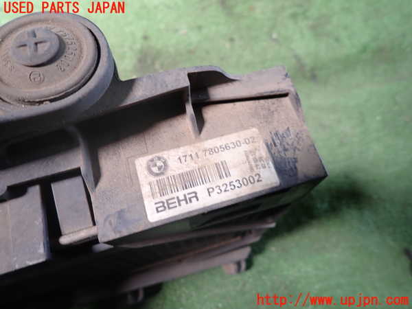 1UPJ-9240482323]BMW アクティブハイブリッド5(AH5)(FZ35)(F10)ラジエーター3 中古_2