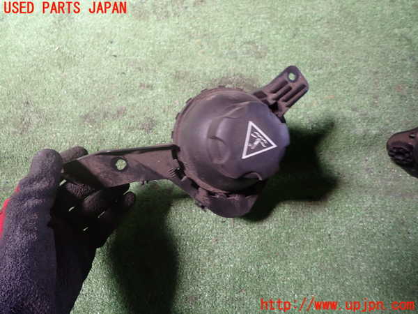 1UPJ-9240482410]BMW アクティブハイブリッド5(AH5)(FZ35)(F10)ラジエータータンク 中古_2