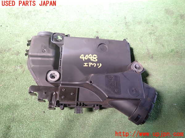 1UPJ-9240482560]BMW アクティブハイブリッド5(AH5)(FZ35)(F10)エアクリーナーボックス 中古_3