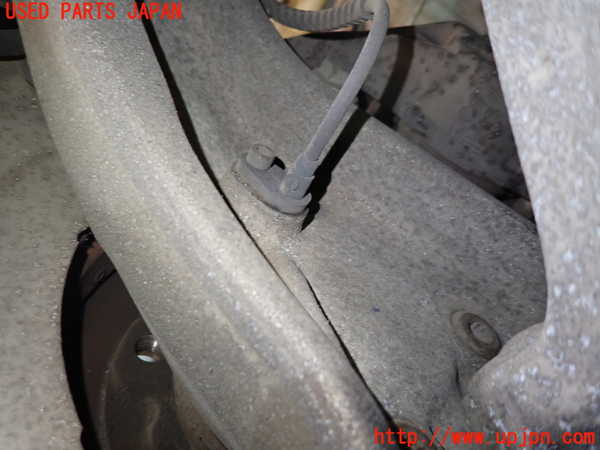 1UPJ-9240484290]BMW アクティブハイブリッド5(AH5)(FZ35)(F10)右フロントナックルハブ 中古_2