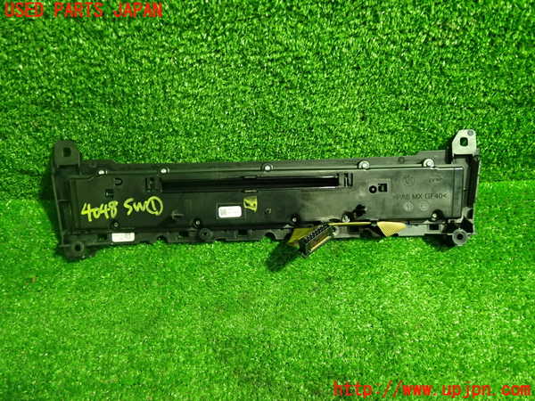 1UPJ-9240486306]BMW アクティブハイブリッド5(AH5)(FZ35)(F10)スイッチ1 (ジャンク品) 中古_2
