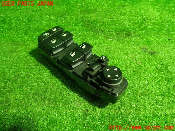 1UPJ-9240486240]BMW アクティブハイブリッド5(AH5)(FZ35)(F10)右前パワーウィンドウスイッチ (ジャンク品) 中古_2