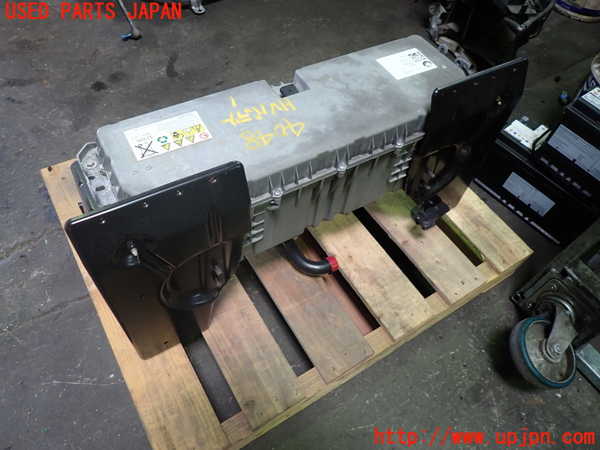 1UPJ-9240486911]BMW アクティブハイブリッド5(AH5)(FZ35)(F10)ハイブリッドバッテリー1 (ジャンク品) 中古_4