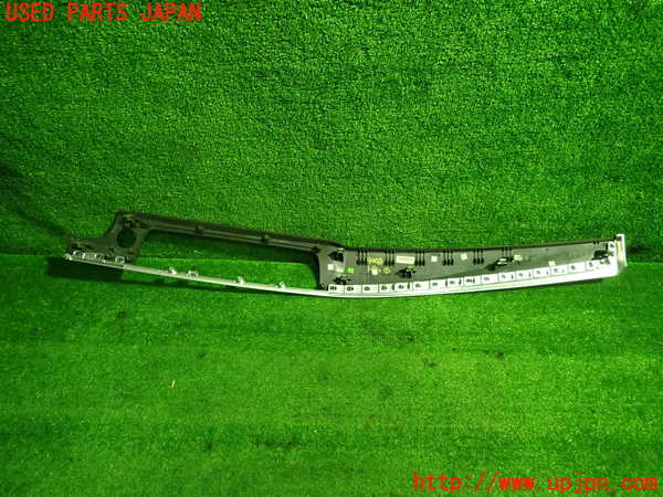 1UPJ-9240487691]BMW アクティブハイブリッド5(AH5)(FZ35)(F10)内装トリム類1 中古_4