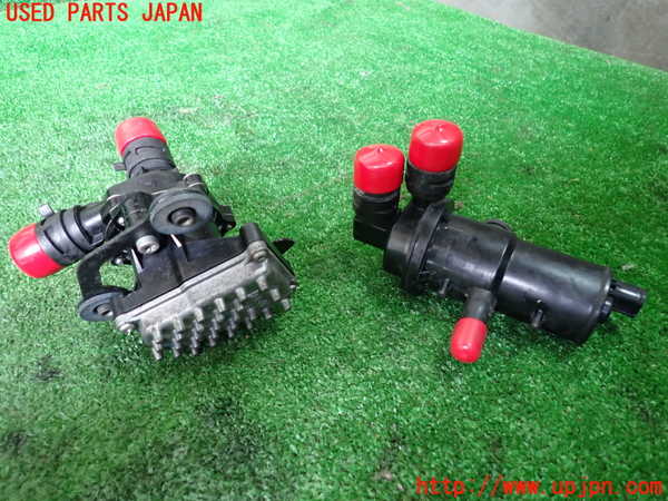 1UPJ-9240492110]レクサス・LS600h(UVF45)ウォーターポンプ 中古_2