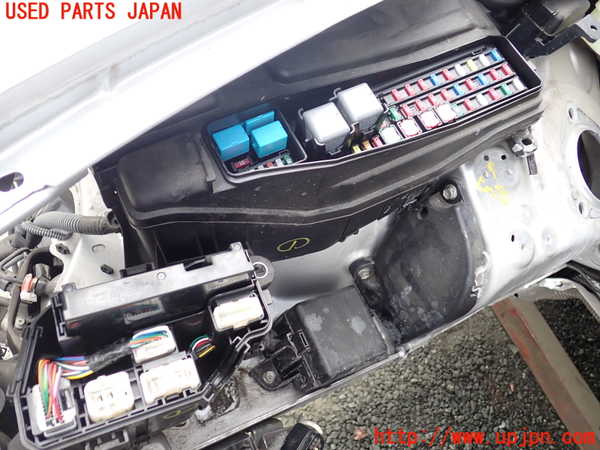 1UPJ-9240496741]レクサス・LS600h(UVF45)ヒューズボックス1 中古_2