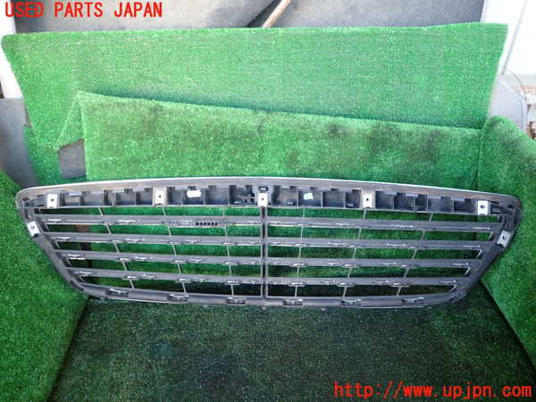 1UPJ-9240501050]ベンツ S550 ロング(221171 W221)ラジエターグリル 中古_4