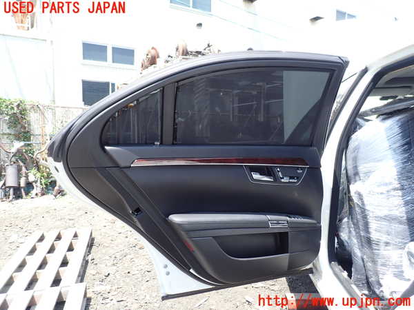 1UPJ-9240501320]ベンツ S550 ロング(221171 W221)左後ドア  SUNGATE M700 43R-000257 中古_4