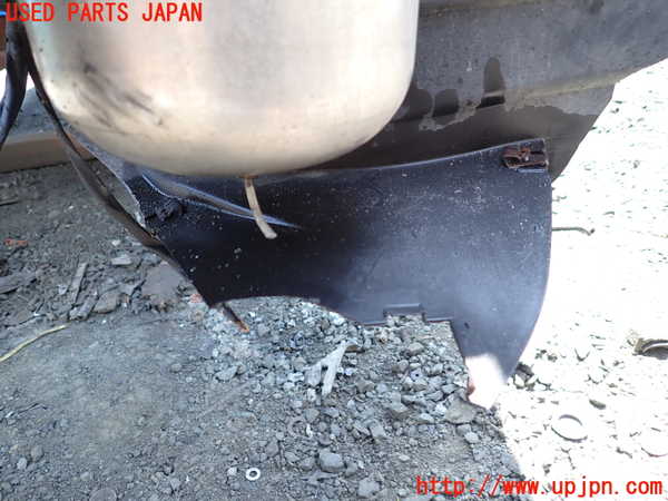 1UPJ-9240501092]ベンツ S550 ロング(221171 W221)左前フェンダーライナー 中古_2