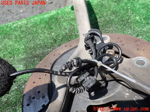 1UPJ-9240504290]ベンツ S550 ロング(221171 W221)右フロントナックルハブ 中古_3