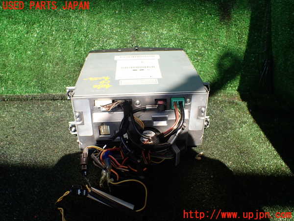 1UPJ-9240506505]ベンツ S550 ロング(221171 W221)CDチェンジャー 中古_3