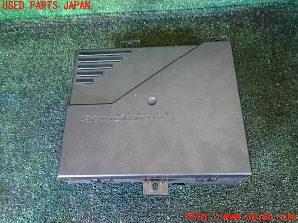 1UPJ-9240506153]ベンツ S550 ロング(221171 W221)コンピューター8 (5DK 009 013-05) 中古_3