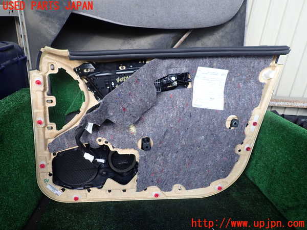 1UPJ-9240501264]ベンツ S550 ロング(221171 W221)左前ドア内張り 中古_4
