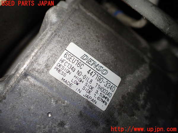 1UPJ-9240516025]アルファードハイブリッド(ATH10W)エアコンコンプレッサー 中古_4