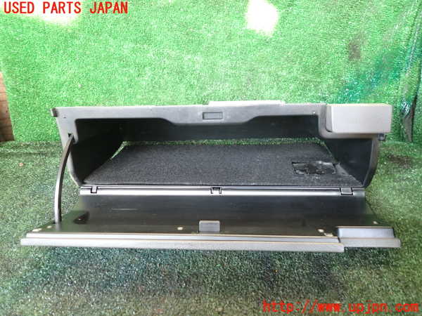 1UPJ-9240517516]アルファードハイブリッド(ATH10W)グローブボックス1 中古_2