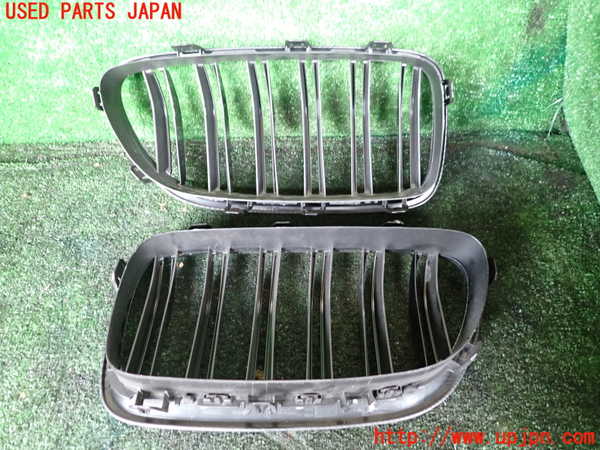 1UPJ-9240521050]BMW アクティブハイブリッド5 F10(AH5)(FZ35)ラジエターグリル 中古_2