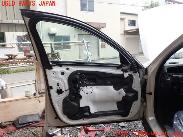 1UPJ-9240521260]BMW アクティブハイブリッド5 F10(AH5)(FZ35)左前ドア AGC M62 中古_4