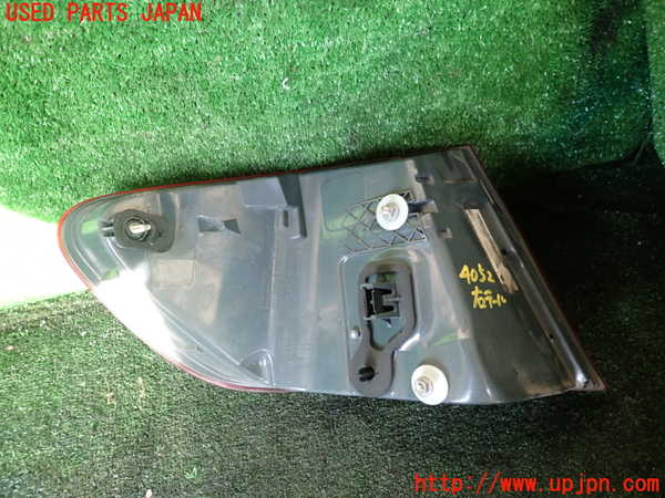 1UPJ-9240521530]BMW アクティブハイブリッド5 F10(AH5)(FZ35)右テールランプ 中古_2