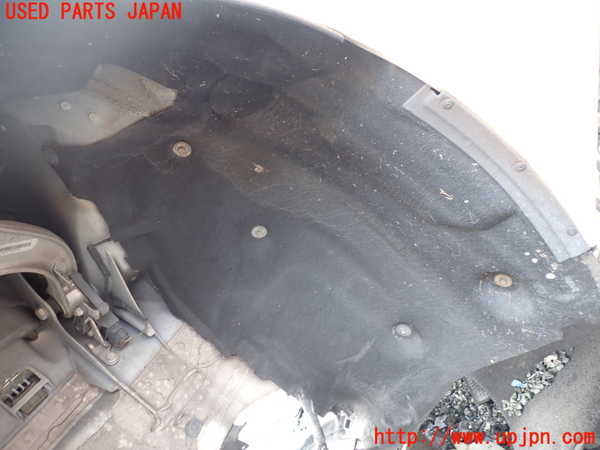 1UPJ-9240521092]BMW アクティブハイブリッド5 F10(AH5)(FZ35)左前フェンダーライナー 中古_3
