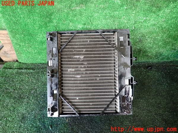 1UPJ-9240522322]BMW アクティブハイブリッド5 F10(AH5)(FZ35)ラジエーター2 (サブ) 中古_2