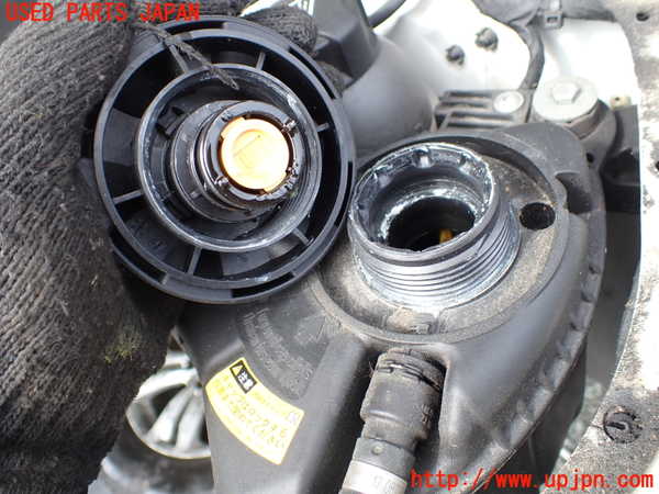 1UPJ-9240522410]BMW アクティブハイブリッド5 F10(AH5)(FZ35)ラジエータータンク 中古_2