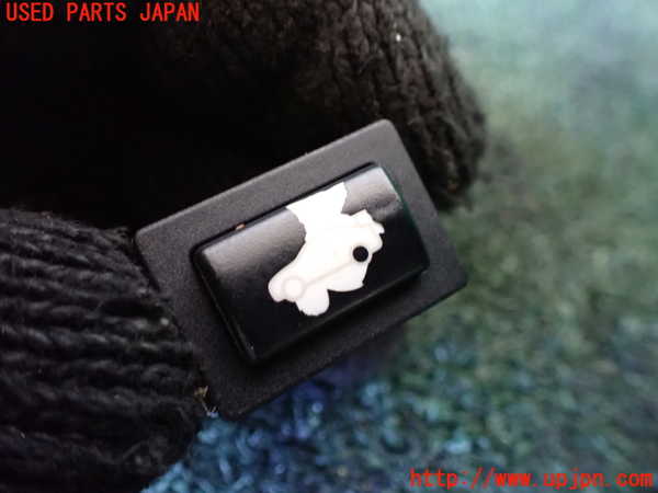 1UPJ-9240526309]BMW アクティブハイブリッド5 F10(AH5)(FZ35)スイッチ4 (トランクオープナー) 中古_2