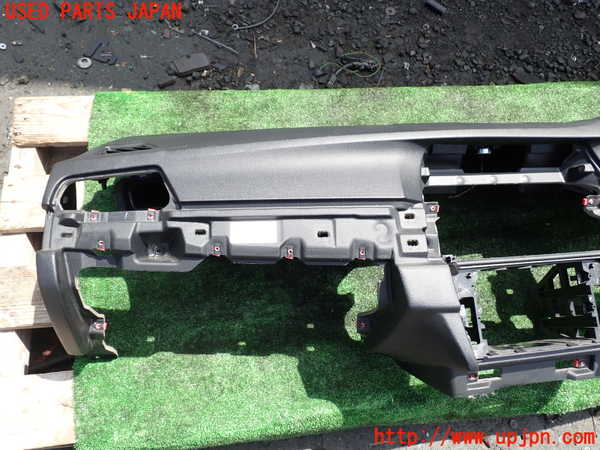 1UPJ-9240527505]BMW アクティブハイブリッド5 F10(AH5)(FZ35)ダッシュボード 中古_3
