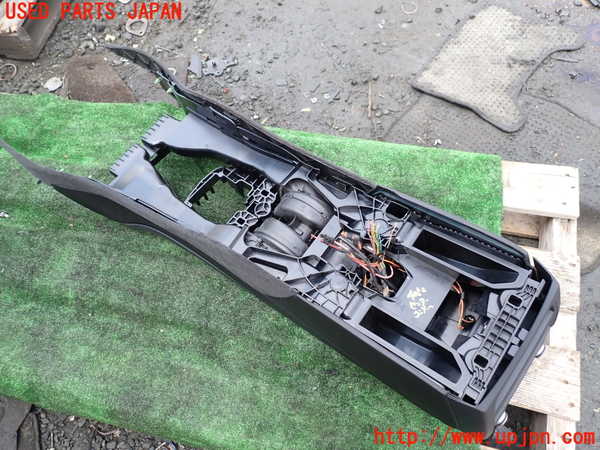 1UPJ-9240527540]BMW アクティブハイブリッド5 F10(AH5)(FZ35)センターコンソール 中古_4