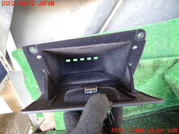 1UPJ-9240527841]BMW アクティブハイブリッド5 F10(AH5)(FZ35)小物入れ1 中古_2