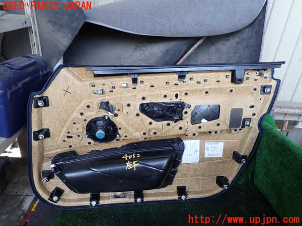 1UPJ-9240521264]BMW アクティブハイブリッド5 F10(AH5)(FZ35)左前ドア内張り 中古_4