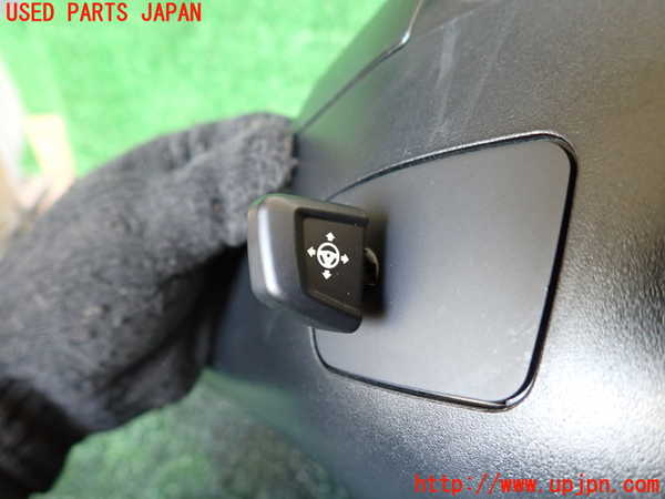 1UPJ-9240527905]BMW アクティブハイブリッド5 F10(AH5)(FZ35)コラムカバー 中古_3