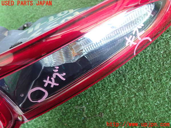 2UPJ-9240531530]ロードスター(ND5RC)右テールランプ 中古_2