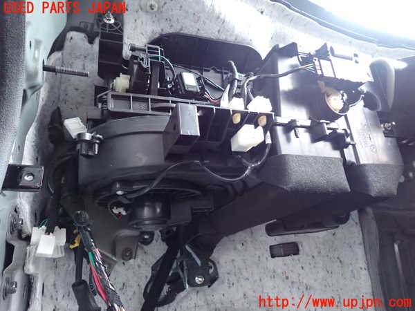 2UPJ-9240536081]ロードスター(ND5RC)エバポレーター1 中古_3